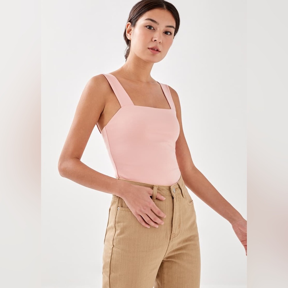 🌻 HOST PICK 🌻 💕 Love Bonito Norah Pink Square Neck Bodysuit 💕 - Picture 3 of 6